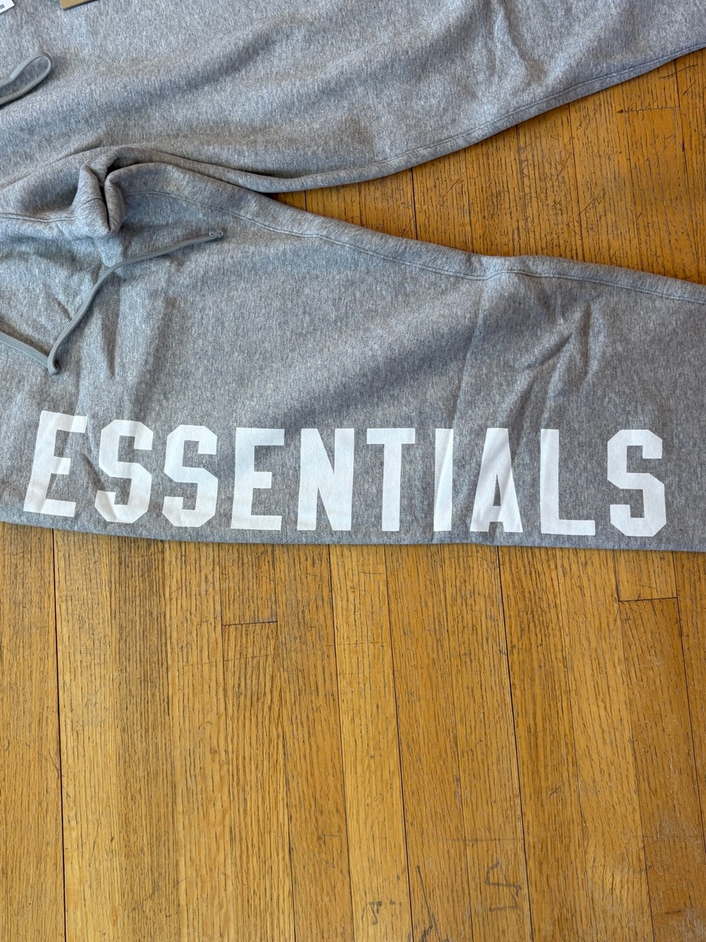 Essentials Sweatpants - Picture 6 of 8